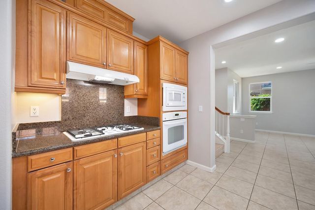 207 W Moraga St, Tracy, CA 95391