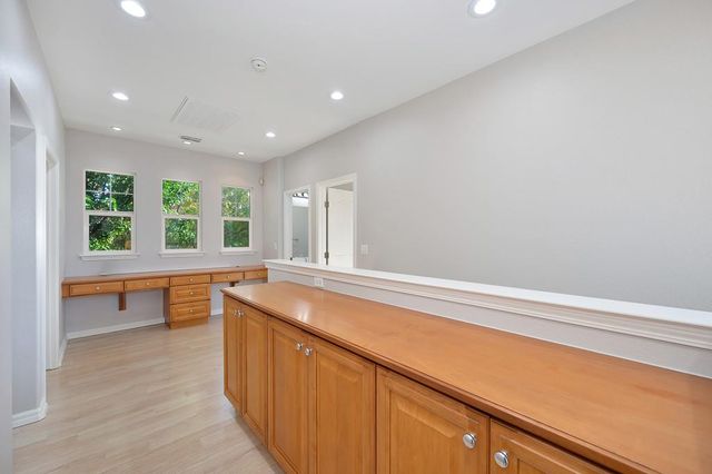 207 W Moraga St, Tracy, CA 95391