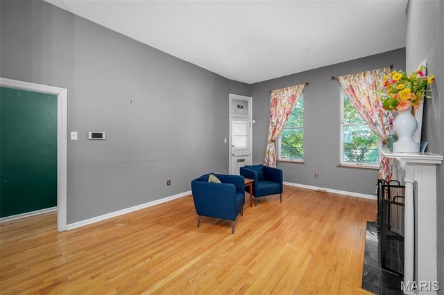 1420 Dolman Street, St Louis, MO 63104