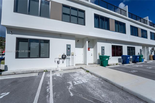 14580 SW 261st St, Homestead, FL 33032