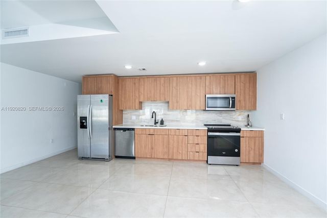 14580 SW 261st St, Homestead, FL 33032