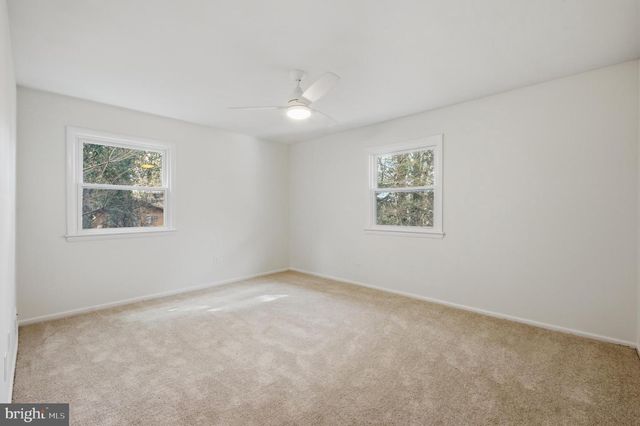 902 ECHOLS ST SE, Vienna, VA 22180