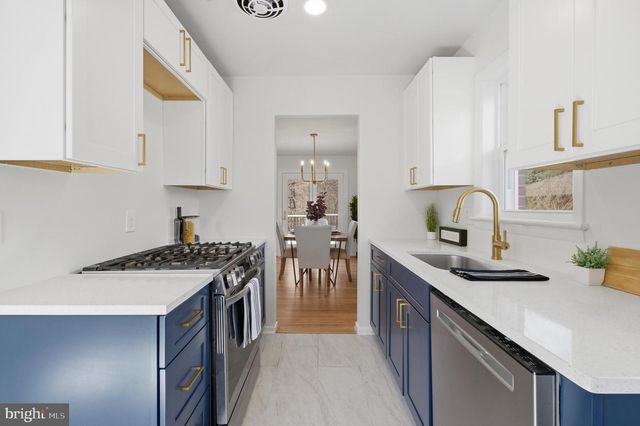 902 ECHOLS ST SE, Vienna, VA 22180