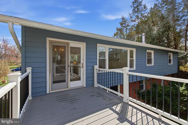 902 ECHOLS ST SE, Vienna, VA 22180