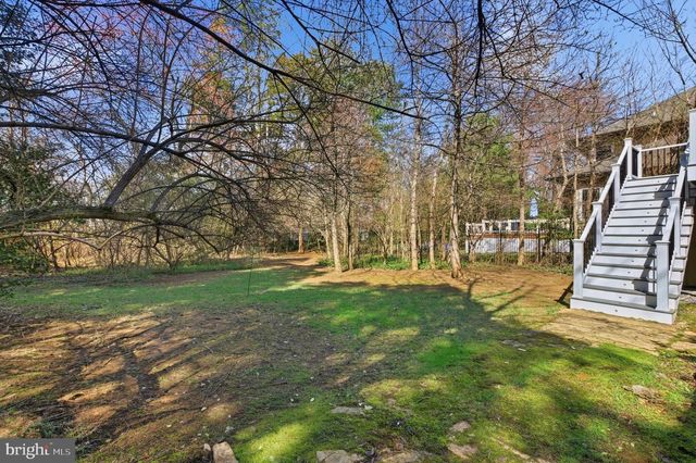 902 ECHOLS ST SE, Vienna, VA 22180