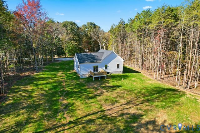 43 Cherokee Trl, Cumberland, VA 23027