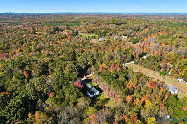 43 Cherokee Trl, Cumberland, VA 23027