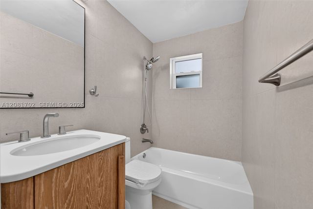 3036 N 58th Ave, Hollywood, FL 33021