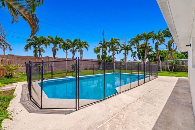 3036 N 58th Ave, Hollywood, FL 33021
