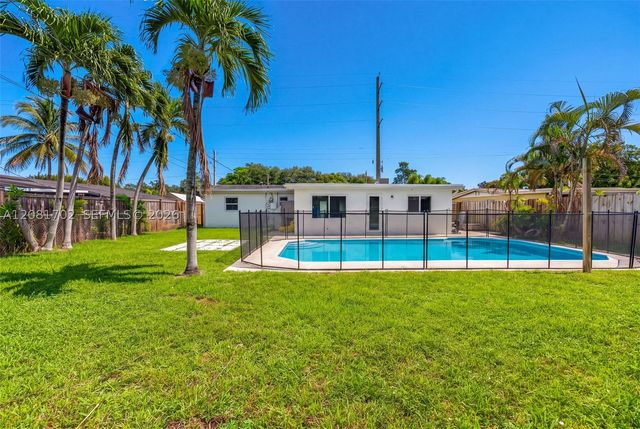 3036 N 58th Ave, Hollywood, FL 33021