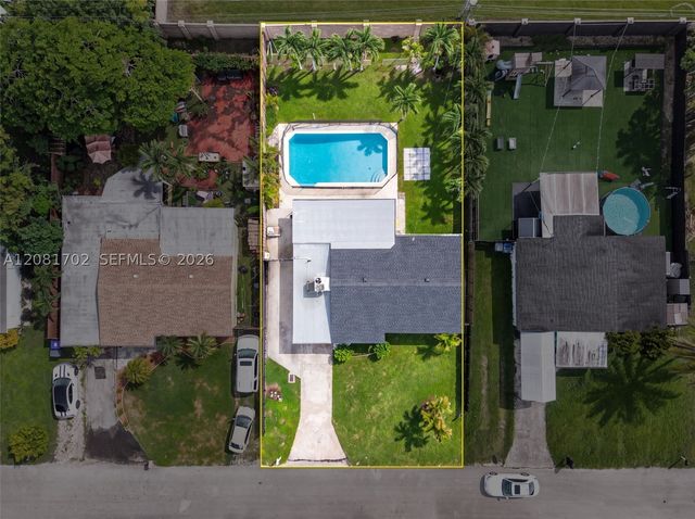 3036 N 58th Ave, Hollywood, FL 33021