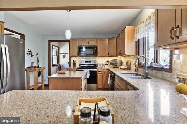 3671 JENNY LANE, Chambersburg, PA 17202