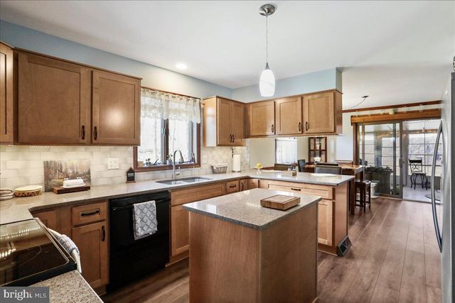 3671 JENNY LANE, Chambersburg, PA 17202