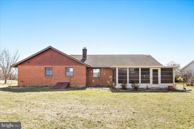 3671 JENNY LANE, Chambersburg, PA 17202