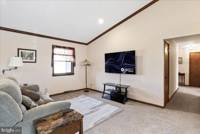 3671 JENNY LANE, Chambersburg, PA 17202