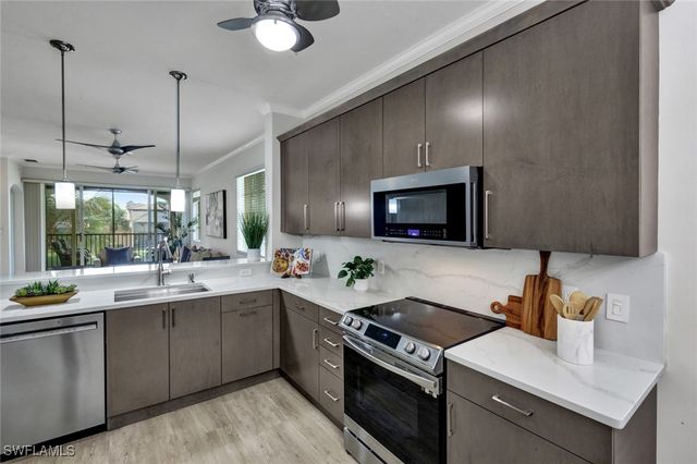 8597 Via Garibaldi CIR 208, Estero, FL 33928