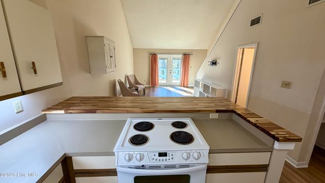 1310 Harbourside Drive 1309-1310, New Bern, NC 28560