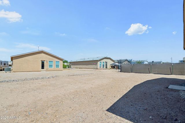 32020 N REDDING Street, Wittmann, AZ 85361