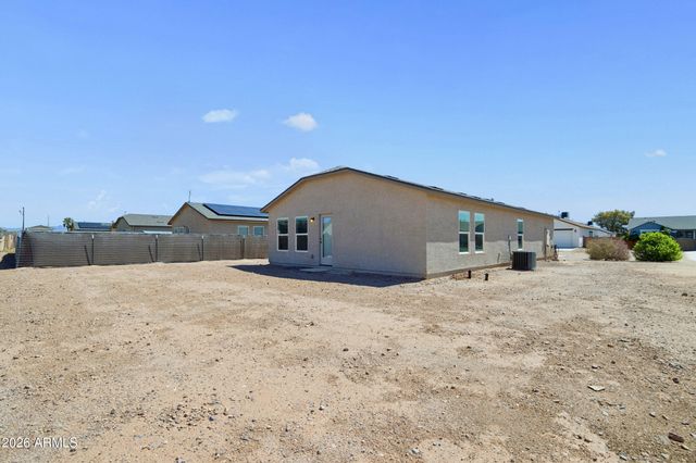 32020 N REDDING Street, Wittmann, AZ 85361