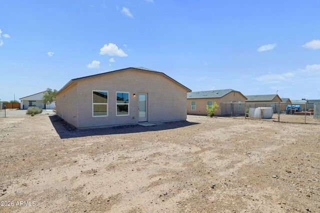 32020 N REDDING Street, Wittmann, AZ 85361