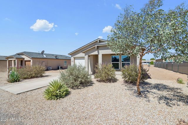 32020 N REDDING Street, Wittmann, AZ 85361