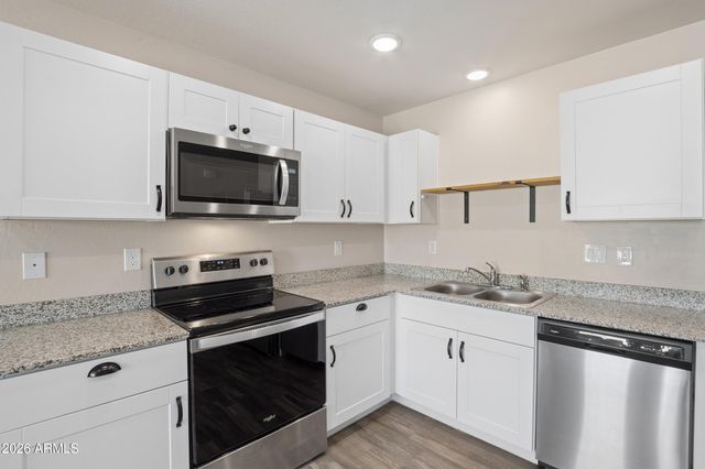 32020 N REDDING Street, Wittmann, AZ 85361
