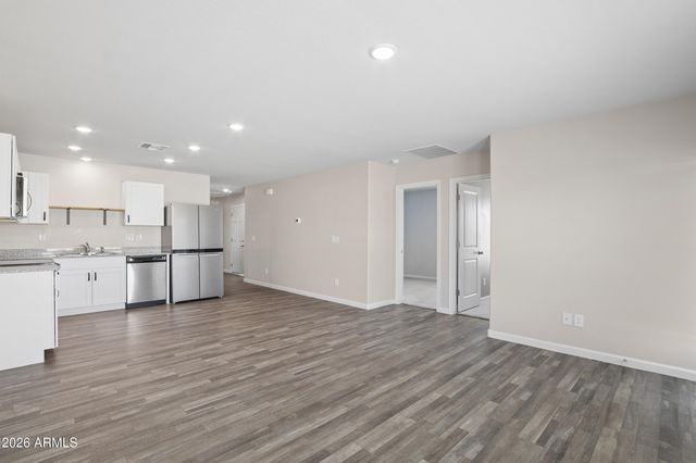 32020 N REDDING Street, Wittmann, AZ 85361