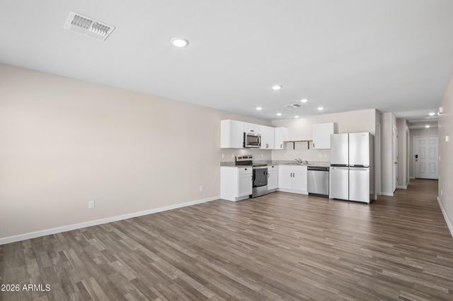 32020 N REDDING Street, Wittmann, AZ 85361