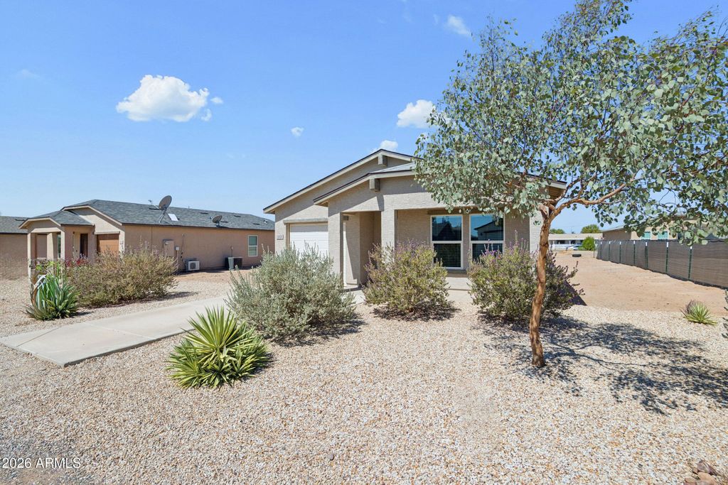 32020 N REDDING Street, Wittmann, AZ 85361 — photo 3