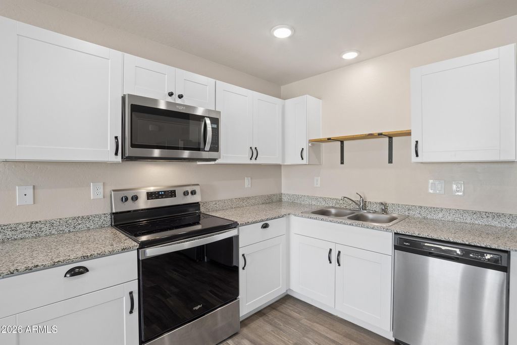 32020 N REDDING Street, Wittmann, AZ 85361 — photo 5
