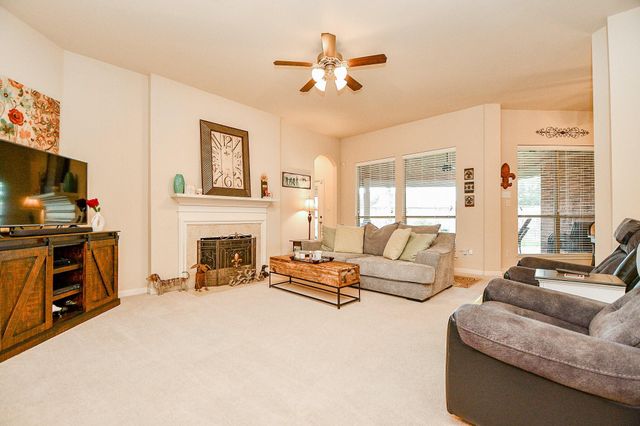 2303 Trinity Manor Ln, Richmond, TX 77469