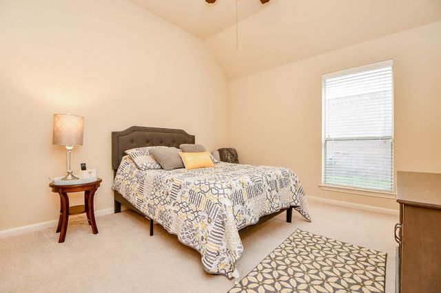 2303 Trinity Manor Ln, Richmond, TX 77469