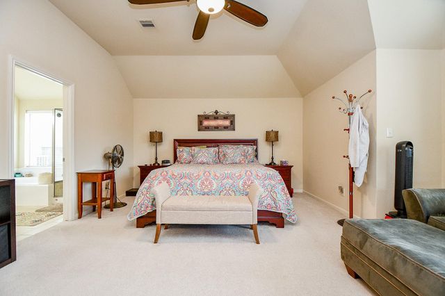 2303 Trinity Manor Ln, Richmond, TX 77469