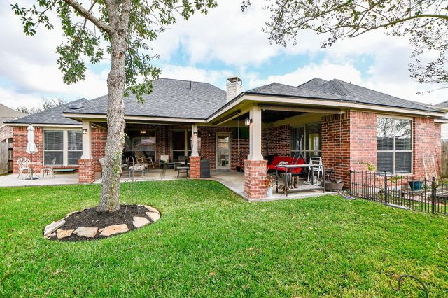 2303 Trinity Manor Ln, Richmond, TX 77469