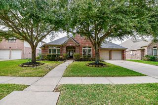 2303 Trinity Manor Ln, Richmond, TX 77469
