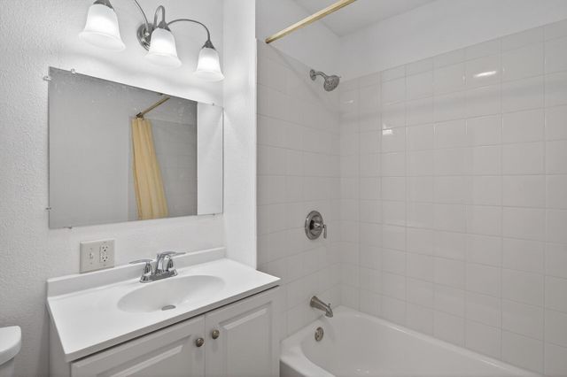 3115 Logan Avenue N, Minneapolis, MN 55411