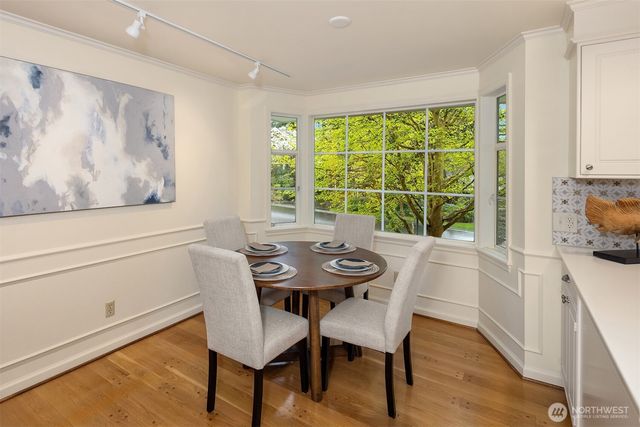 8910 SE 54th Street, Mercer Island, WA 98040