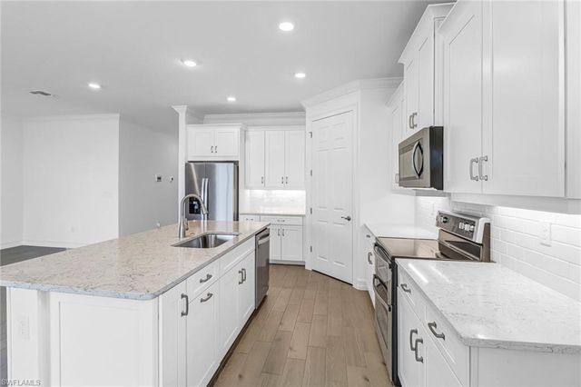 317 Spiaggio CT, Naples, FL 34114