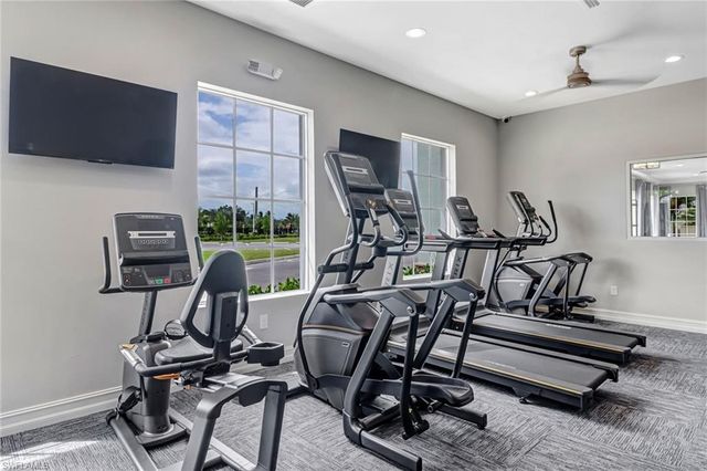 317 Spiaggio CT, Naples, FL 34114