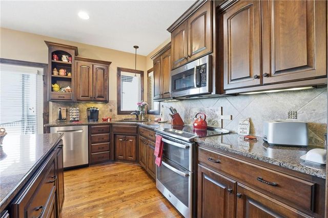 9308 N Bellview Avenue, Kansas City, MO 64155