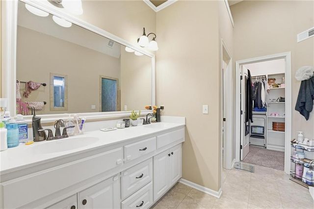 9308 N Bellview Avenue, Kansas City, MO 64155