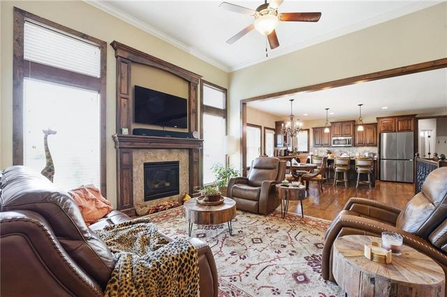 9308 N Bellview Avenue, Kansas City, MO 64155