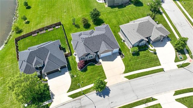 9308 N Bellview Avenue, Kansas City, MO 64155