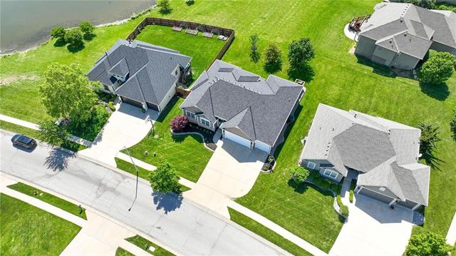 9308 N Bellview Avenue, Kansas City, MO 64155