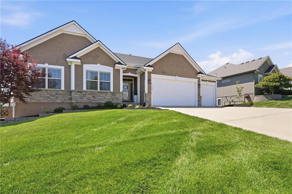 9308 N Bellview Avenue, Kansas City, MO 64155