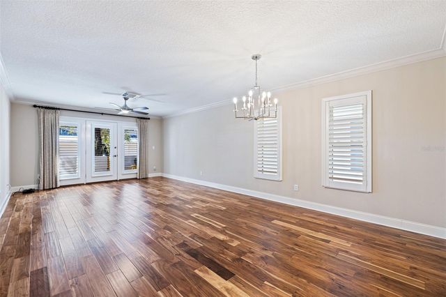 1683 WATERMARK CIRCLE NE, St Petersburg, FL 33702