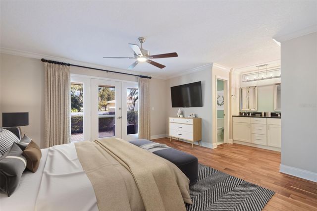 1683 WATERMARK CIRCLE NE, St Petersburg, FL 33702