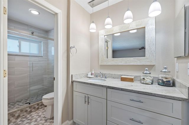 1683 WATERMARK CIRCLE NE, St Petersburg, FL 33702