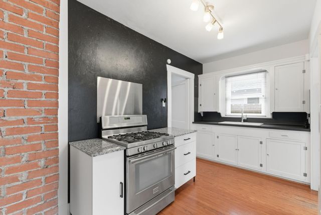 1015 E 14th Street, Houston, TX 77009