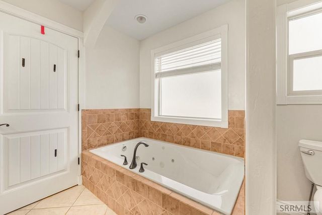 1279 Country Avenue, Blackfoot, ID 83221